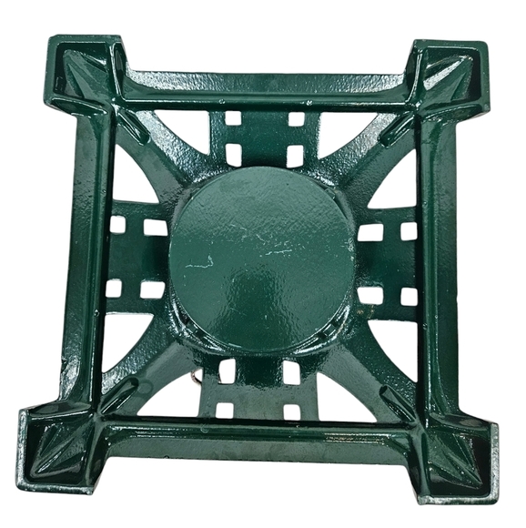 Vintage Traditional Christmas Green Cast Iron‎ Tree Stand - Picture 4 of 5